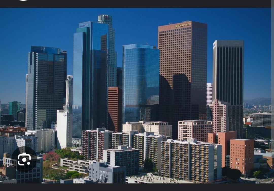 Spacious 3 Bedroom 2 Bathroom With Free Onsite Parking * Los Angeles