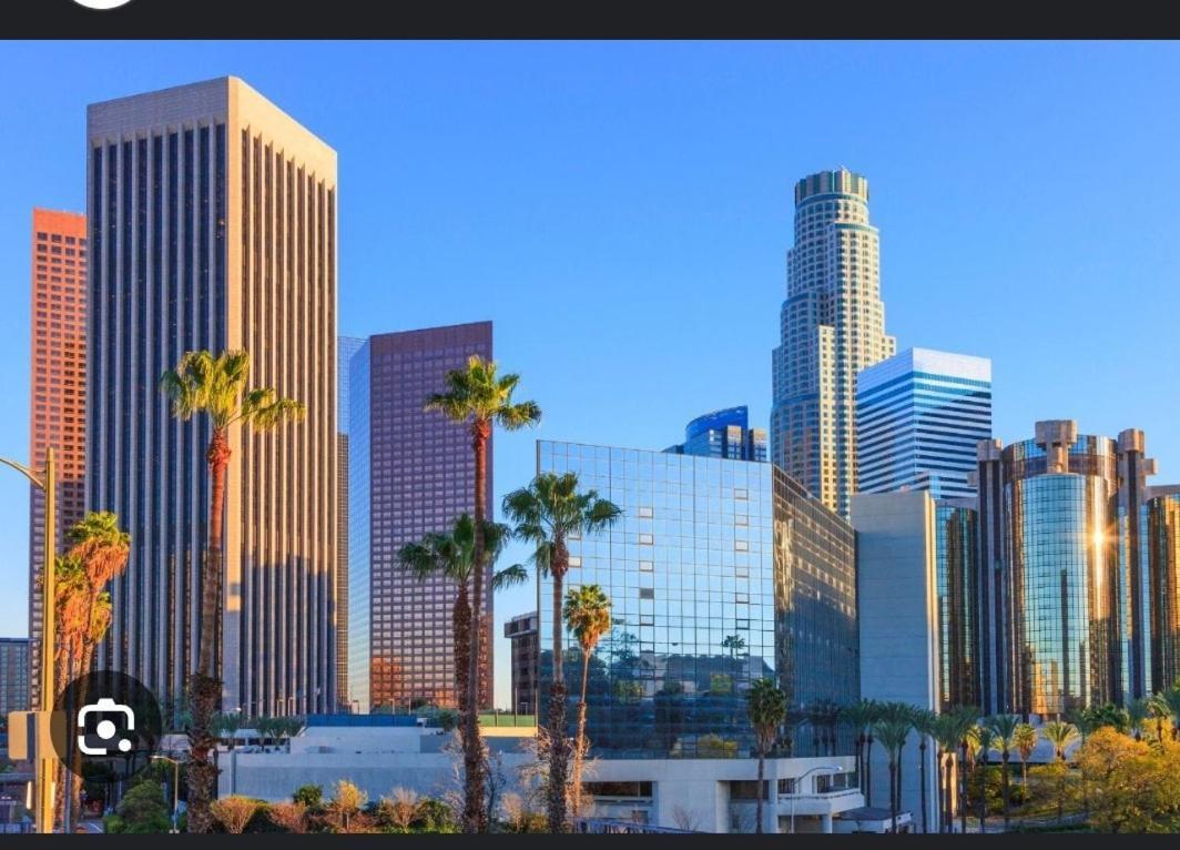 Apartment Spacious 3 Bedroom 2 Bathroom With Free Onsite Parking Los Angeles